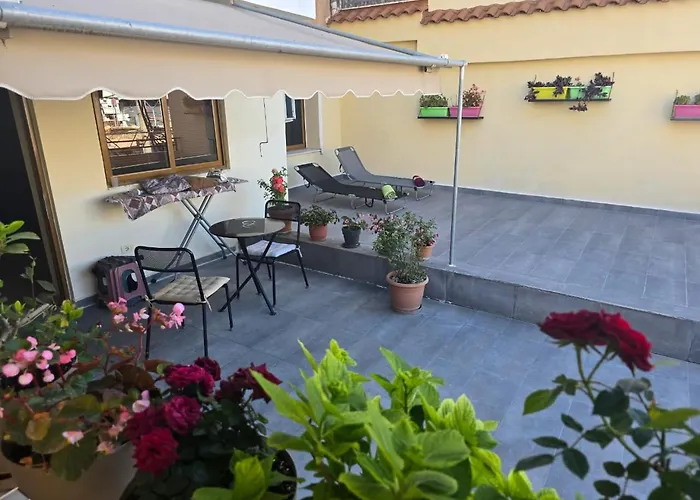 Saranda Beach Apartment
