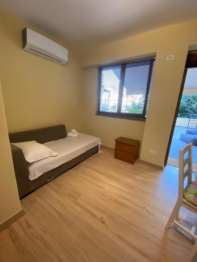 Saranda Beach Apartment Apartment *